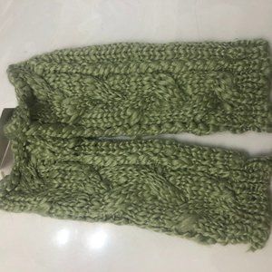 Green Knit Hand Warmers